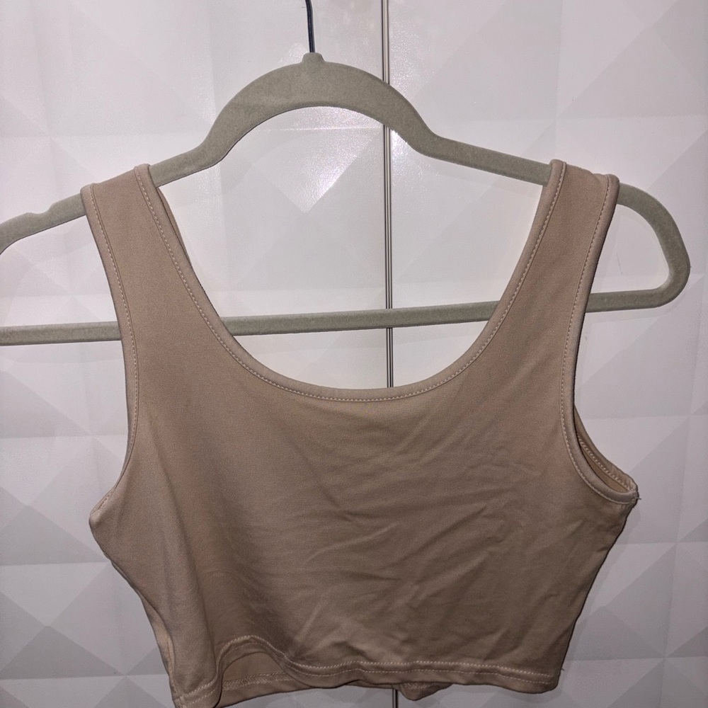 Neutral Beige Cropped Tank Top🤍🤍